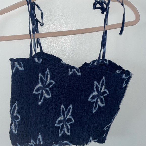 American Eagle Cropped Tank Top - Picture 2 of 4